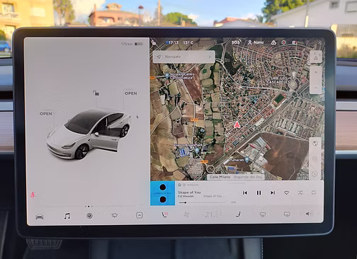 Tesla interface research notes